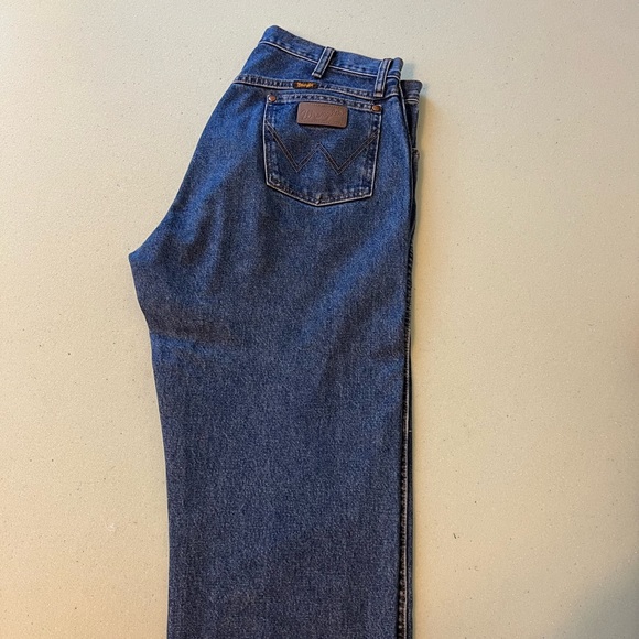 Wrangler Jeans 35x32 - Picture 1 of 3